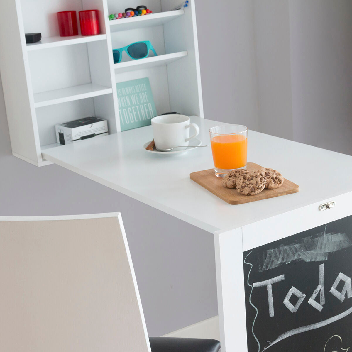 Nástěnný sklopný stůl Woldy InnovaGoods s tabulí a korkem – obrázek 3